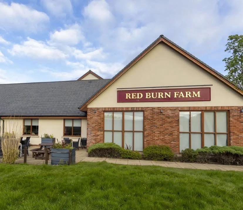 Red Burn Farm Blantyre Breakfast Review – Unlimited Buffet for £7.99